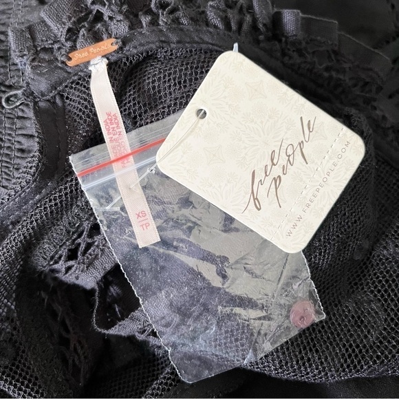 Free People Black Lace Mock Neck Sleeveless Mini Dress Size XS - Picture 10 of 14